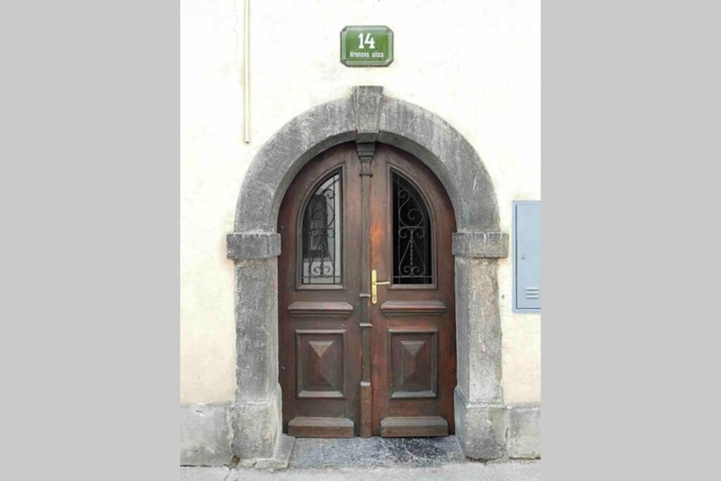 Old Town 14 Lägenhet Ljubljana Exteriör bild